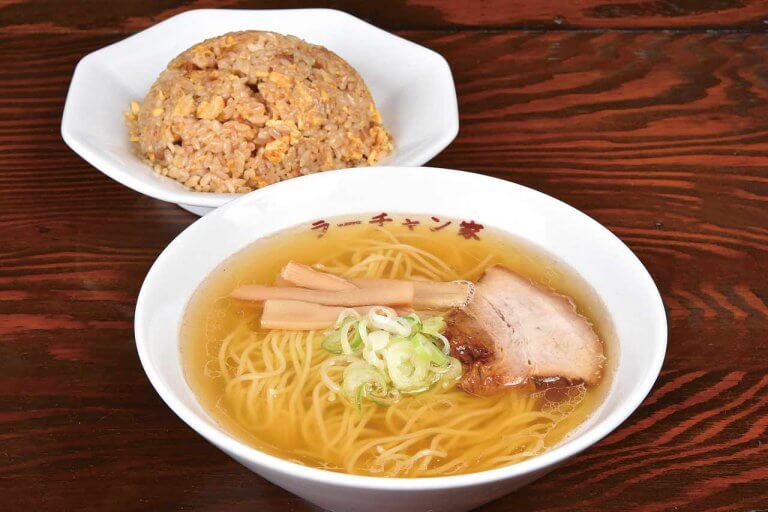 ラーチャン家 長岡店 ラーチャン家 が長岡初出店 ラーメンとチャーハンのセット ラーチャン が人気 街ニュース 新潟の街ニュース ローカル情報 Komachi Web こまちウェブ