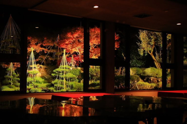 【2020年版】新潟県 紅葉の名所ライトアップ情報 情緒たっぷりの優美な世界へ 【2020年版】新潟県 紅葉の名所ライトアップ情報 情緒たっぷりの優美な世界へ