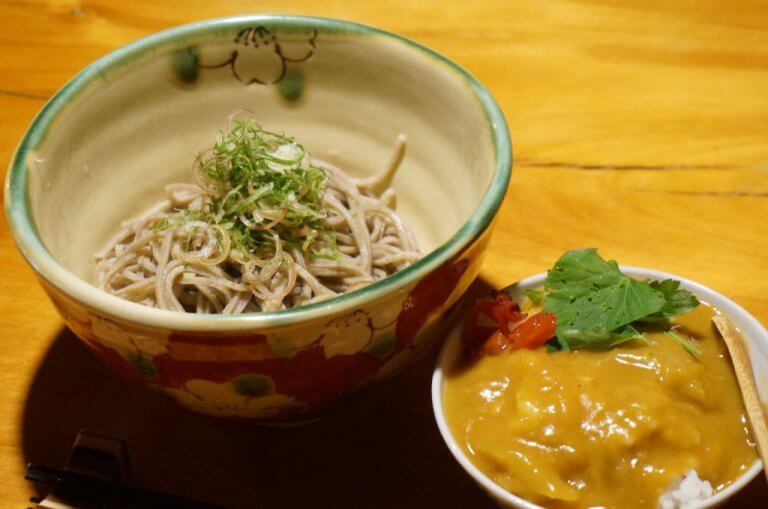 夜のみの営業だった「手打ち蕎麦 蕎麦前 わびすけ」がランチ営業をスタート!早速食べてみた! 夜のみの営業だった「手打ち蕎麦 蕎麦前 わびすけ」がランチ営業をスタート!早速食べてみた!