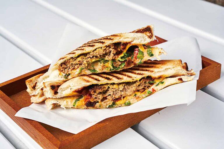 移動販売も行うホットサンド専門店「Air kitchen」が新潟市中央区白山浦に 定番6種のほか季節限定メニューも 移動販売も行うホットサンド専門店「Air kitchen」が新潟市中央区白山浦に 定番6種のほか季節限定メニューも