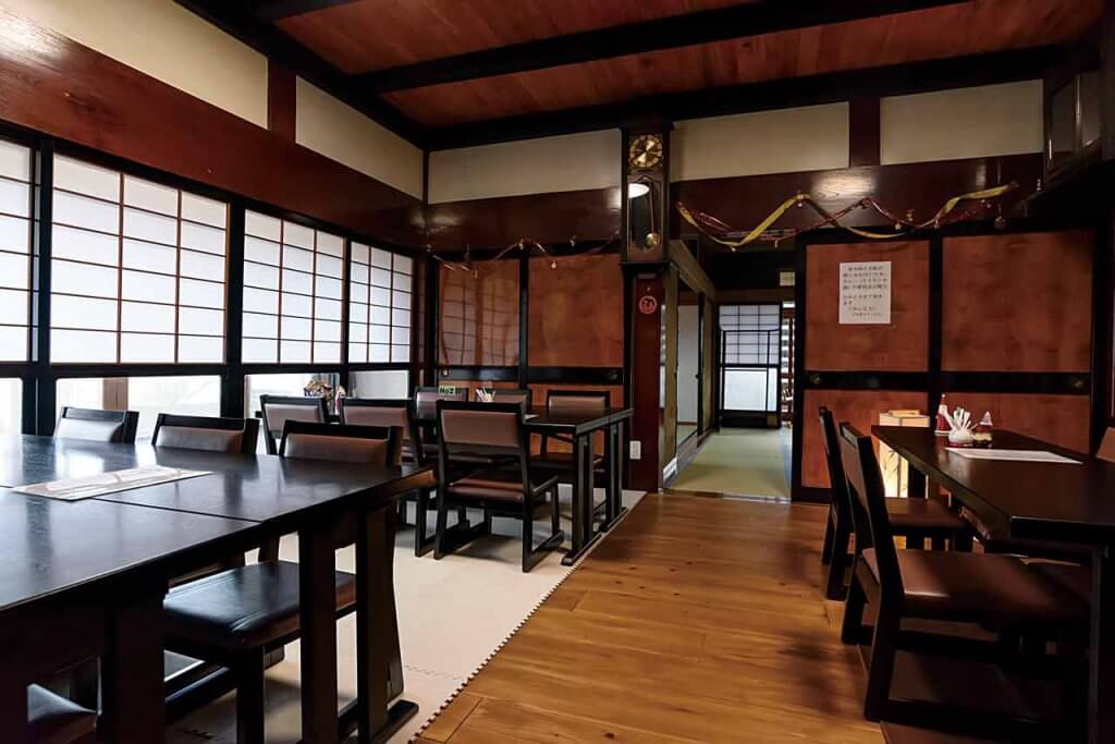 古民家カフェ 矢代（コミンカカフェ ヤシロ）／妙高市にノスタルジック