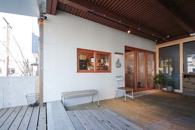 NEST meike shinmei�i�l�X�g ���C�P �V�����C�j�^���r�ɐV�����h�}�[�N���a���@�J�k�����X�E�W�F���[�g�X�E�R�[�q�[�X�^���h�𕹐݂̉摜8