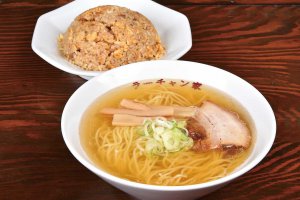 ラーメン×チャーハンの黄金コンビが古町に進出！「ラーチャン家