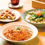 上越市大貫のレストハウスが昼のカフェ営業をスタート！「カフェ TATSUJI(タツジ)」手作りランチやスイーツ、クラフトビールものメイン画像
