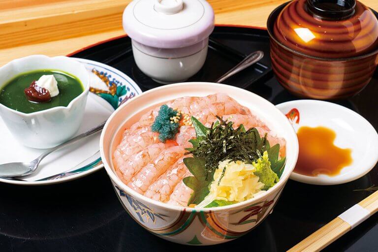 濃厚な甘みの「南蛮海老丼」が看板メニュー!華やかな寿司や海鮮丼が楽しめる「すしいわ」東大通にオープン 濃厚な甘みの「南蛮海老丼」が看板メニュー!華やかな寿司や海鮮丼が楽しめる「すしいわ」東大通にオープン