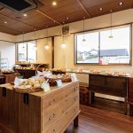 ノスタルジックな空間にこだわりのパンがずらり！新潟市東区に「パンのあかり屋」オープンのメイン画像