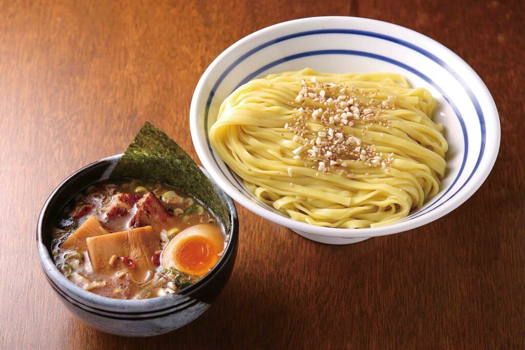 食べ応え満点の極大炙りチャーシューと板メンマ入り いっとうや つけめん をお取り寄せ 宅配にいがた麺の市 街ニュース 新潟の街ニュース ローカル情報 Komachi Web こまちウェブ