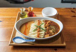 2022�N�̐V��Ԃ��\���I�V�����[�����őO���̃��C���摜