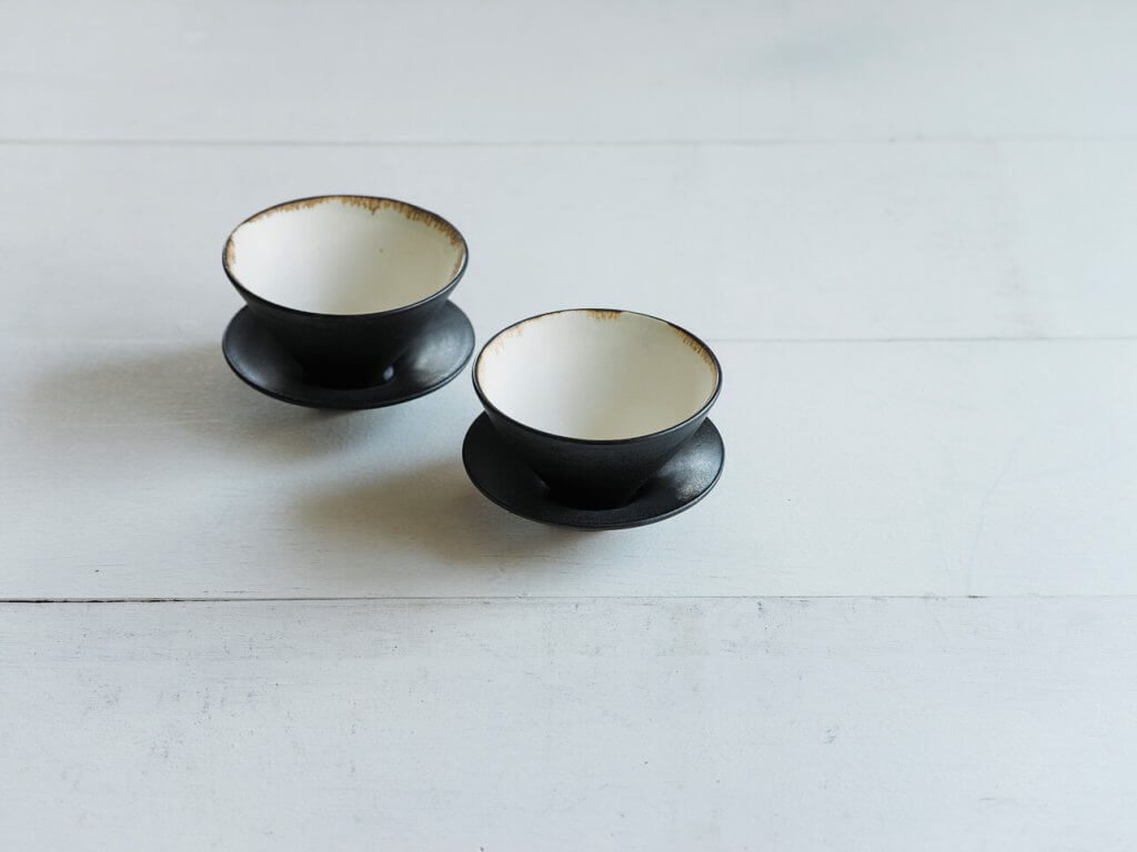 燕市の若手作家が作る 料理が映える黒い器 ｜&Komachi