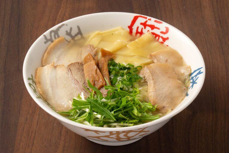 アゴの風味豊かな淡麗スープをご賞味あれ!浦咲「特製焼あご塩ラーメン」をお取り寄せ|宅配にいがた麺の市 アゴの風味豊かな淡麗スープをご賞味あれ!浦咲「特製焼あご塩ラーメン」をお取り寄せ|宅配にいがた麺の市