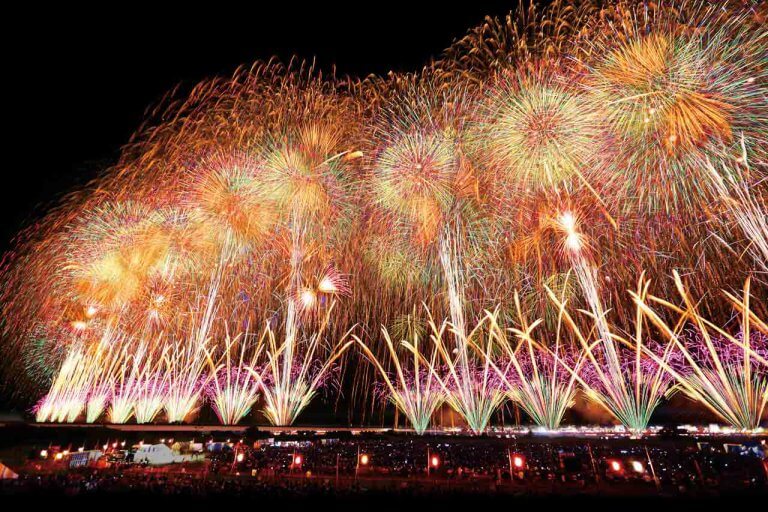 【2022】新潟県の花火大会42選 全大会の日程＆見どころを紹介