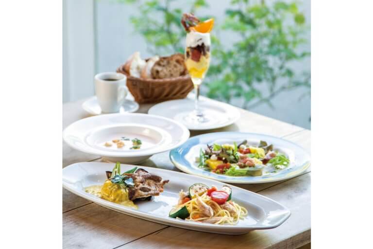 �V��Komachi�n��30���N�R���{�I���Ԍ���̃X�y�V���������`�v�����̉摜2