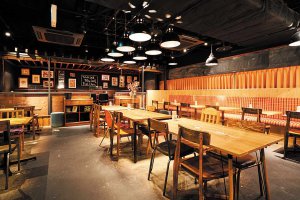 �Ƒ��Ŋy���߂�g���[�J���t�@�~���[���X�g�����h�ցB�l�C���X�g�������uFARM TABLE SUZU�v�����j���[����V�����j���[�A���̉摜4