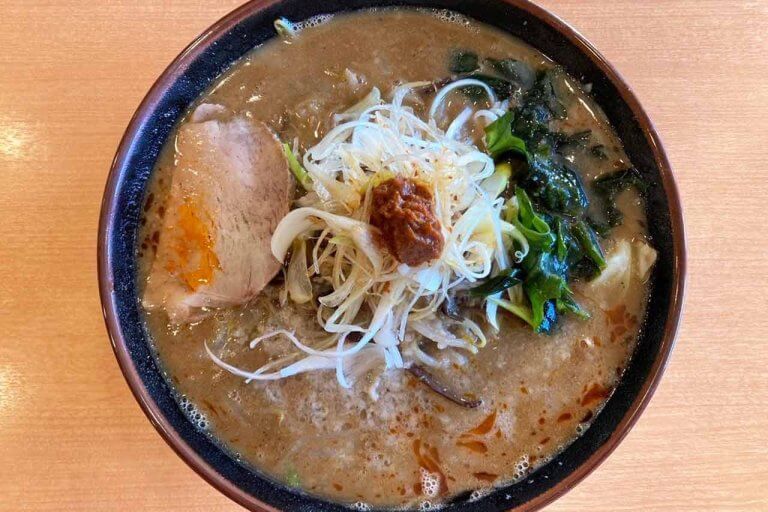 長岡市の「弦之家」から数量限定ラーメンが登場！地元産ブランド赤みそ