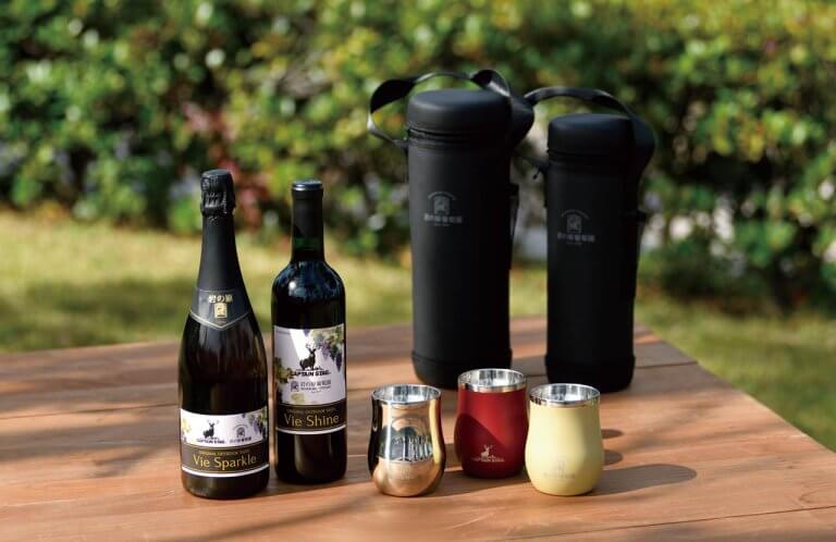 CAPTAIN STAG×岩の原葡萄園のコラボで誕生「アウトドア専用ワイン