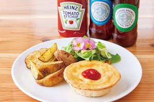 ミートパイ専門店「SERVO」西区寺尾にオープン！ 10時間煮込んだ