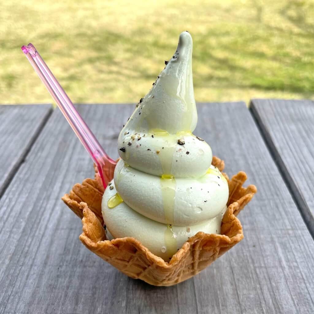 出会えたらラッキー！？ソフトクリームにオリーブオイルとスパイスを