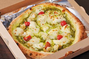 新潟駅南けやき通り「Napoli PIZZA」がリニューアル！ 新名物の