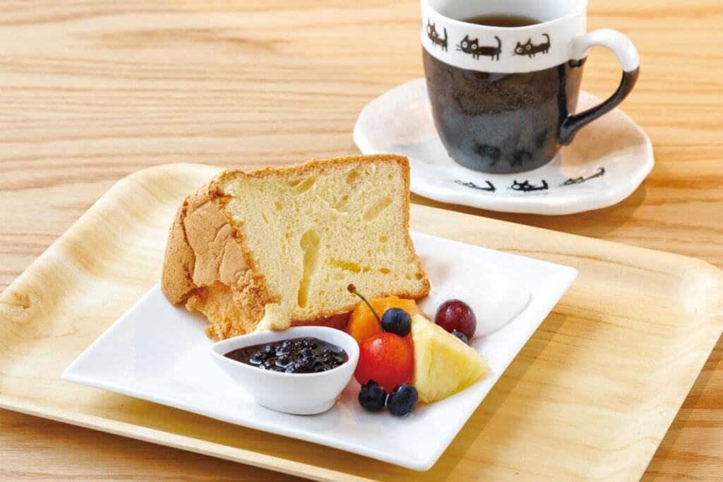 民宿が保護猫と触れ合えるカフェにリニューアル！新潟市西蒲区「neko