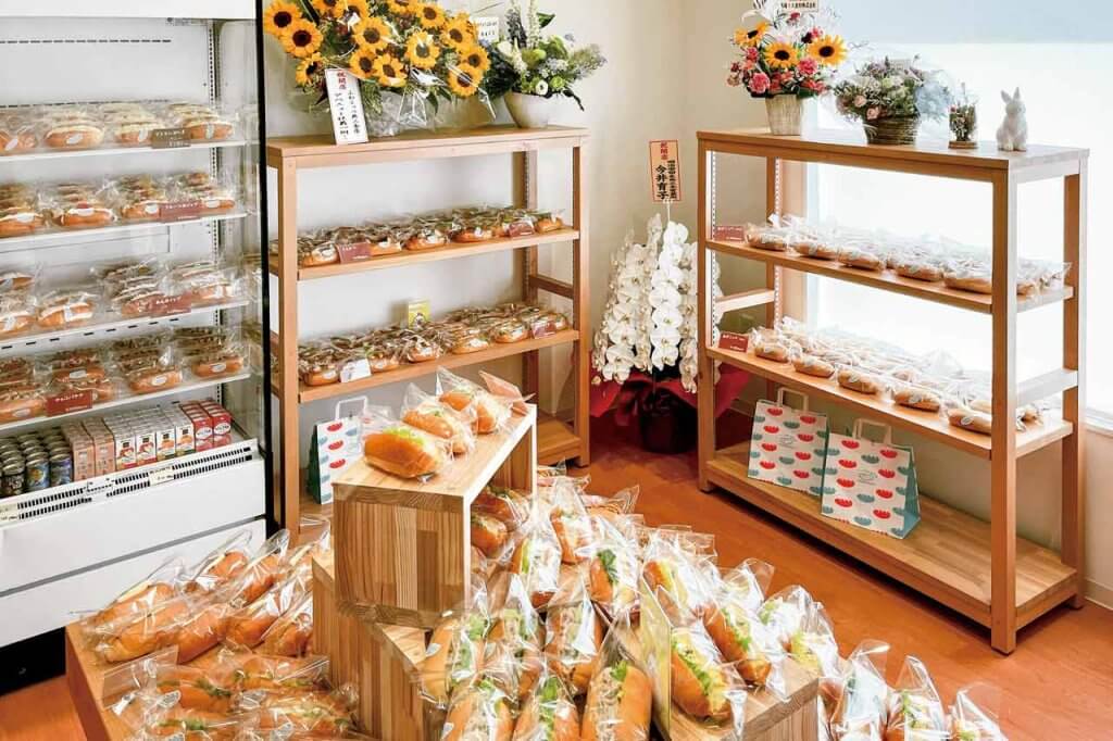 惣菜系からスイーツ系までメニューは30種以上！ コッペサンドの専門店