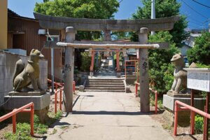 2025�b�J�^�Ɍ����I�V���̐_�Ё�����15�I�̉摜2