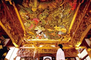 2025�b�J�^�Ɍ����I�V���̐_�Ё�����15�I�̉摜23