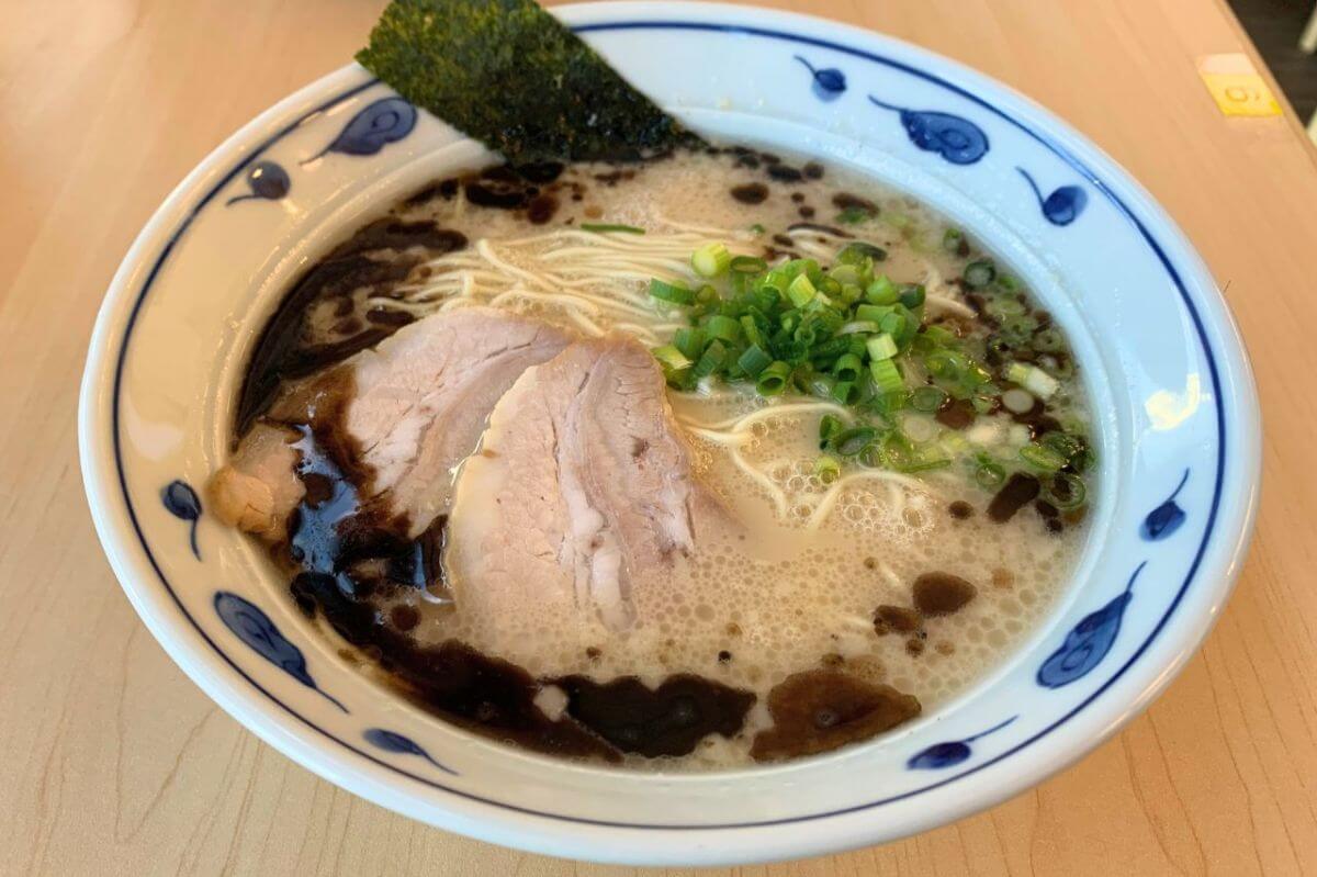 ラーメン マルタイ 一幸舎監修 博多豚骨ラーメン ( 5食入 ) : 爽快