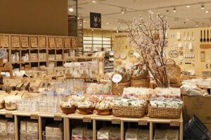 �S49�X�܂��J�ƁI CoCoLo�V���u2F EAST SIDE�v3/27(��)�I�[�v���̉摜20