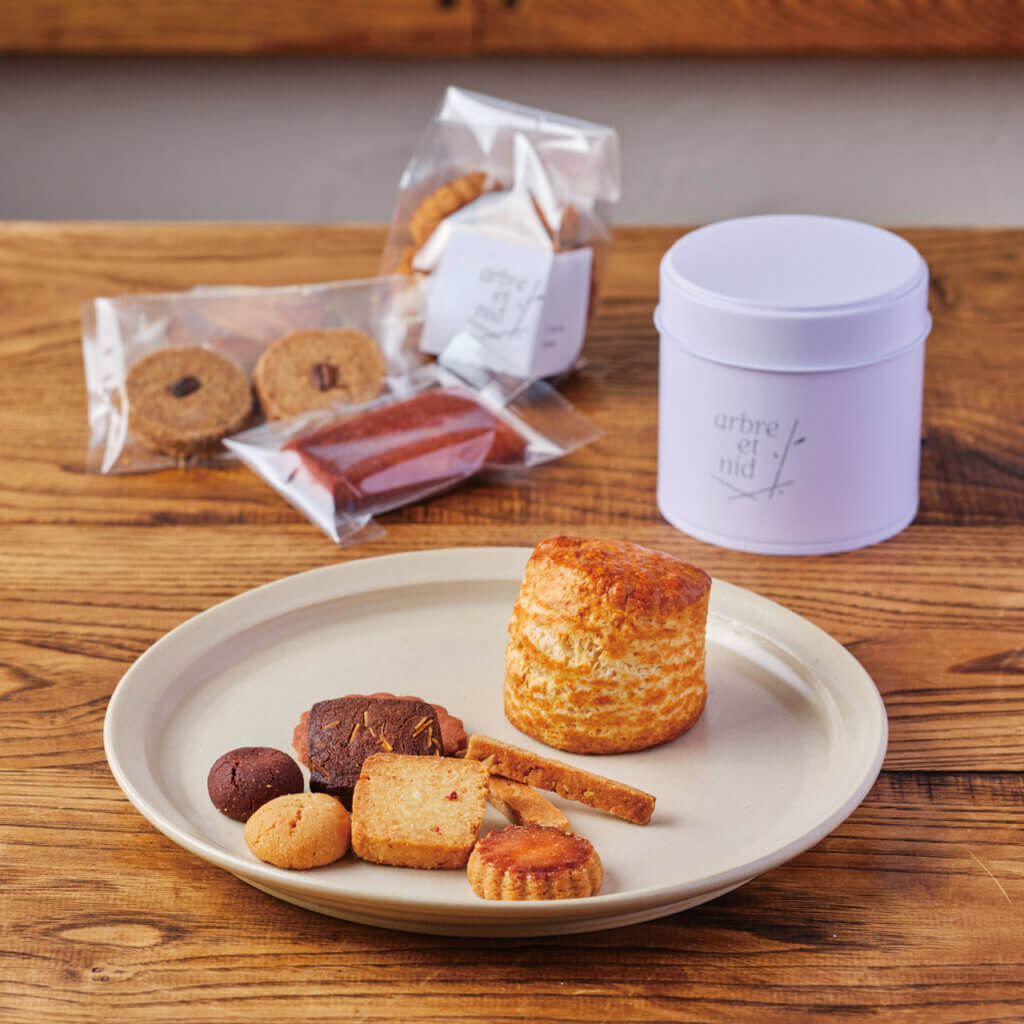 A・ロート、GRASSE~DEJEUNER、海外版超希少レゾネ、新品額付 デリとパスタの「piatto giorni」、焼き菓子の「nid」が中央区弥生町へ