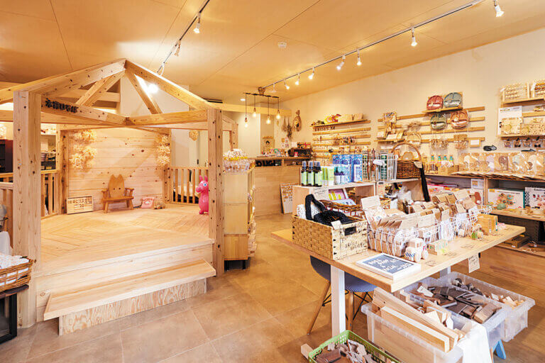 �Ƒ��ŉ߂������Ԃ������ƖL���ɁB�uFamily Komachi�v�̉摜64