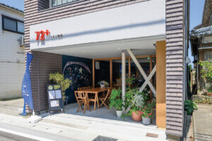 Cꂻ΂ɃR~jeB[JtFu72{ ނvI[v@{ƃR[qȂ𗬁EM̏ɂ̉摜2