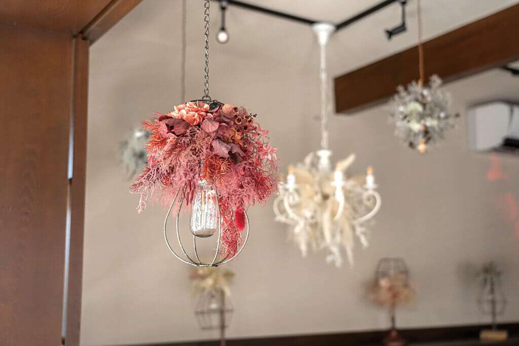 中央区姥ケ山に新潟市初のフラワーシャンデリア店「CHERE BEAUTE