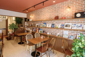 ��z�s�̊�ؒʂ�ɕv�w�ŉc�ނ��Ώ��ƃJ�t�F�������I�[�v���I�u�J�t�F �}���L�[�^�v�u���Ώ� �Ȃ����낤�v�̉摜4