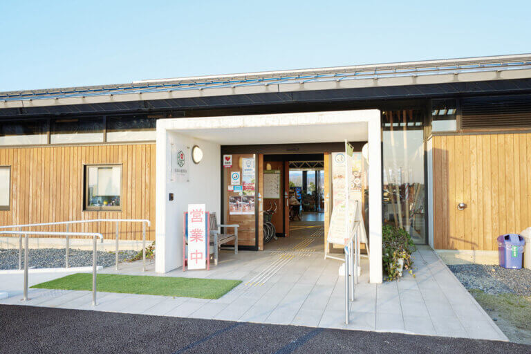 �{�����[����2�{�A���d��2�L�����I�u���̉w �뉀�̋� �ۓ��v�̐l�C���j���[���r�b�O�ȃf�J����œo��̉摜2