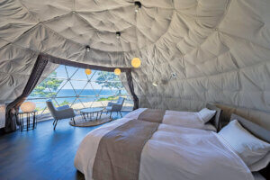 ���]�ÊC������߂��ɃO�����s���O�{�݁u���V�C���v�ƃI�[�g�L�����v��uDel Mare�v�����I�[�v���I�̃��C���摜