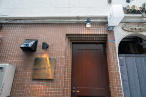 ���x�ʂɃ��C���o�[�uwinebar Chouette�i�V���G�b�g�j�v�I�[�v���@�B��Ƌ�ԂŌ��I���C�����O���X1�t����̉摜2