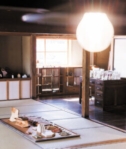 �킴�킴�����^�т����A�V���ł��ܘb��̏Ă��َq�X6���̉摜19