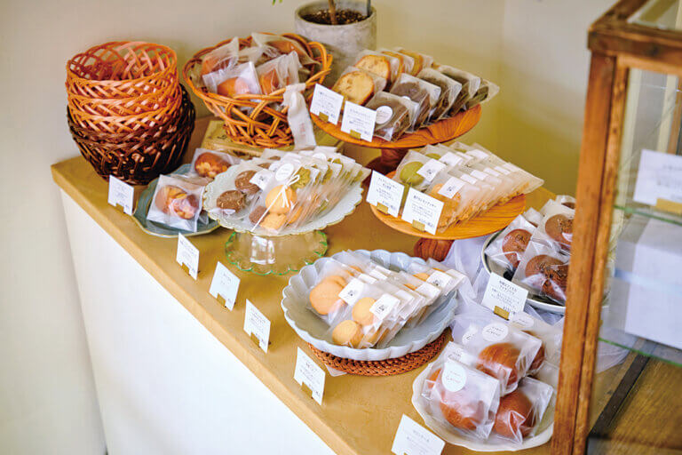 �V���c�s�̐_���}�[�P�b�g���Ɂu�X�̂��َq������ Letter�v�I�[�v���I �����ڂ����킢���N�b�L�[��p�E���h�P�[�L��̔��̉摜5