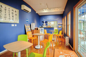 �����s�E���X�_���[�O���g���c�X�̕~�n���ɗm�H�X���I�[�v���I�u�m�H�H�[�v���А��i�̃J���[��|�^�[�W�����A�����W���Ē񋟂̉摜6