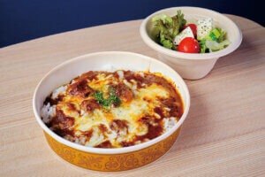 �����s�E���X�_���[�O���g���c�X�̕~�n���ɗm�H�X���I�[�v���I�u�m�H�H�[�v���А��i�̃J���[��|�^�[�W�����A�����W���Ē񋟂̃��C���摜