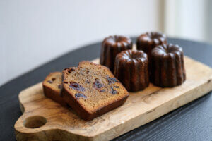 �O���s�ɂʂ����肠�ӂ��x�[�J���[���a���uaqui�i�A�L�j�v�f�p�ȃp���œ���̐H��ɍʂ���̉摜4