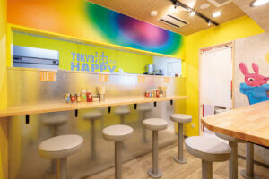 ����V�e�C�ɖ����ΐ��X�u����������HAPPY�v�I�[�v���I�����΂̐l�C�X�u���������΁v��V���炵���A�����W�̉摜6