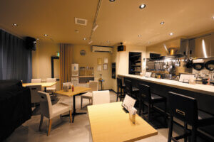 �g���y�ƐH�h���C�y�Ɋy���߂邨�X�udining 2���i�j�I���j�v�������s�ɃI�[�v���I�s����ŉ��y���C�u���̃��C���摜