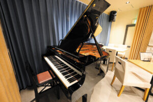 �g���y�ƐH�h���C�y�Ɋy���߂邨�X�udining 2���i�j�I���j�v�������s�ɃI�[�v���I�s����ŉ��y���C�u���̉摜6