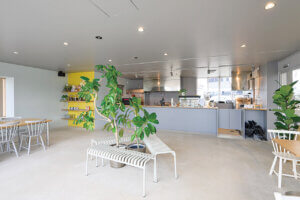 2024NɃI[vṼJtF9̉摜48