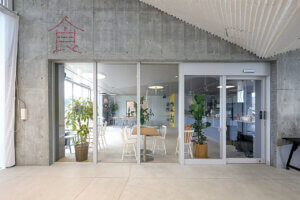 2024NɃI[vṼJtF9̉摜50