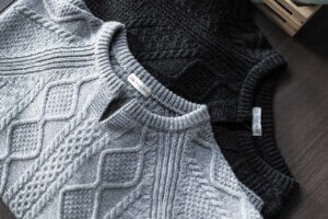 �ܐ�j�b�g�̃��[�J�[�����X�uSAIFUKU SHOP�v���ܐ�s����ɃI�[�v���I�o�b�O��u���[�`�Ȃǃj�b�g�������̉摜4