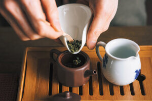 �V���ɂ��邨���̐��X4�I�@�����̋�ԂŔ����̌����B�̉摜3