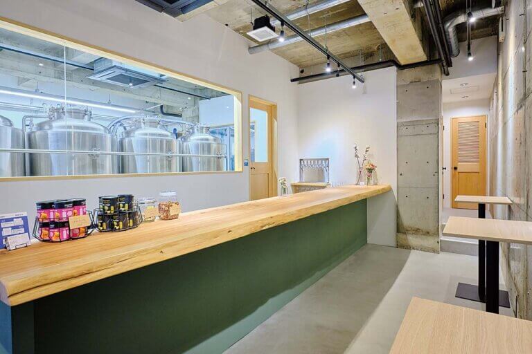 Vw߂Ƀu[VXu2LF BEERic[GGtrAjvV_ɃI[vIЃr[3񋟂̉摜4