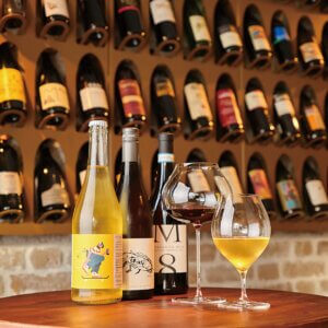 ���M���������C�����[���I�x�l�`�A������uAmici del Vino�i�A�~�[�`�f�����B�[�m�j�v����ʂɃI�[�v���̉摜5